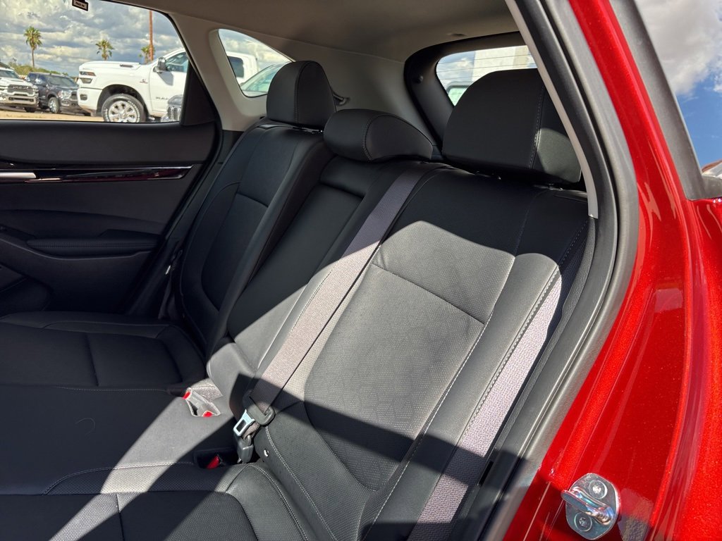 Used 2025 Kia Seltos SX image 18