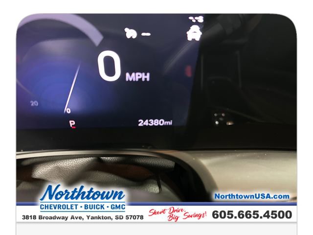 Used 2024 Buick Encore GX Sport Touring w/ Comfort Package AWD/4WD image 17