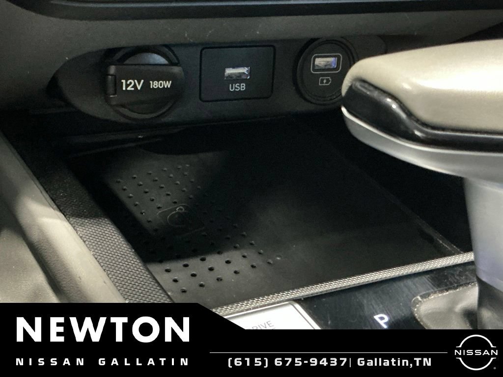 Used 2023 Hyundai Elantra SEL w/ Convenience Package FWD image 25