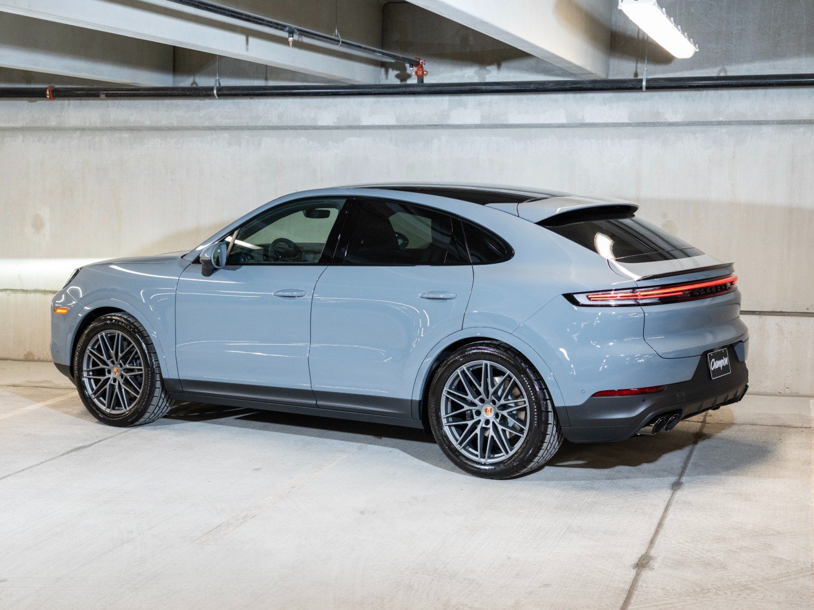 New 2026 Porsche Cayenne GTS AWD/4WD image 3