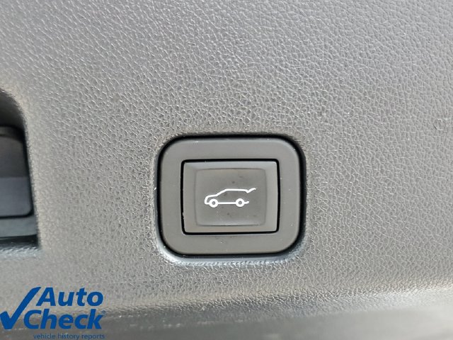 Certified 2024 GMC Acadia Elevation w/ Black Edition FWD image 11