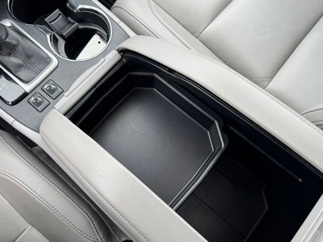 Used 2017 Toyota Highlander XLE image 28