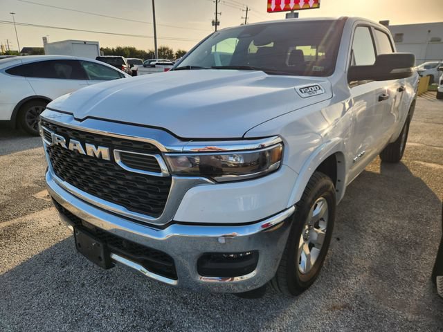 Used 2025 RAM 1500 Big Horn AWD/4WD image 3