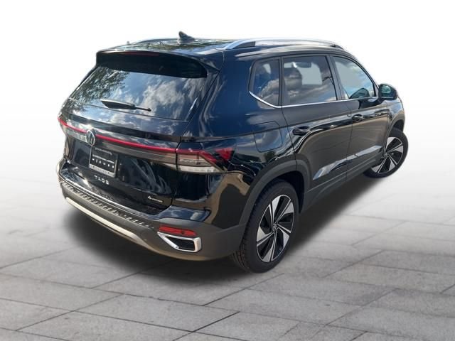 Used 2025 Volkswagen Taos SE image 6
