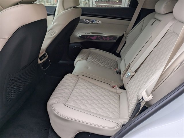 Used 2025 Genesis GV70 3.5T Sport w/ Sport Advanced Package image 12