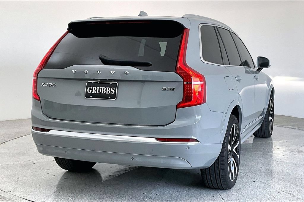 Certified 2025 Volvo XC90 B5 Plus w/ Protection Package Premier AWD/4WD image 2