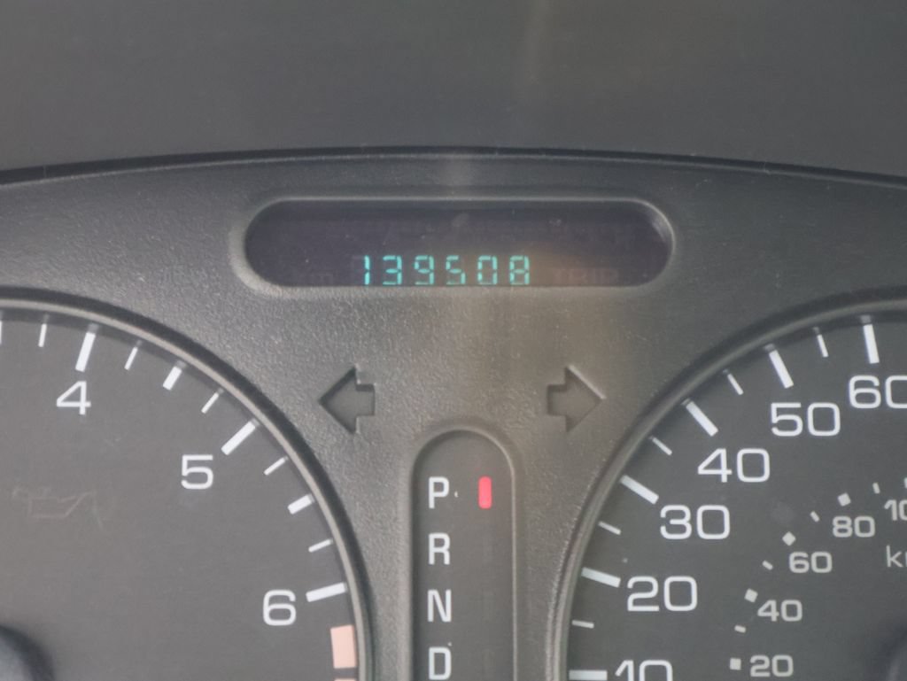 Used 2003 Oldsmobile Alero GL FWD image 33