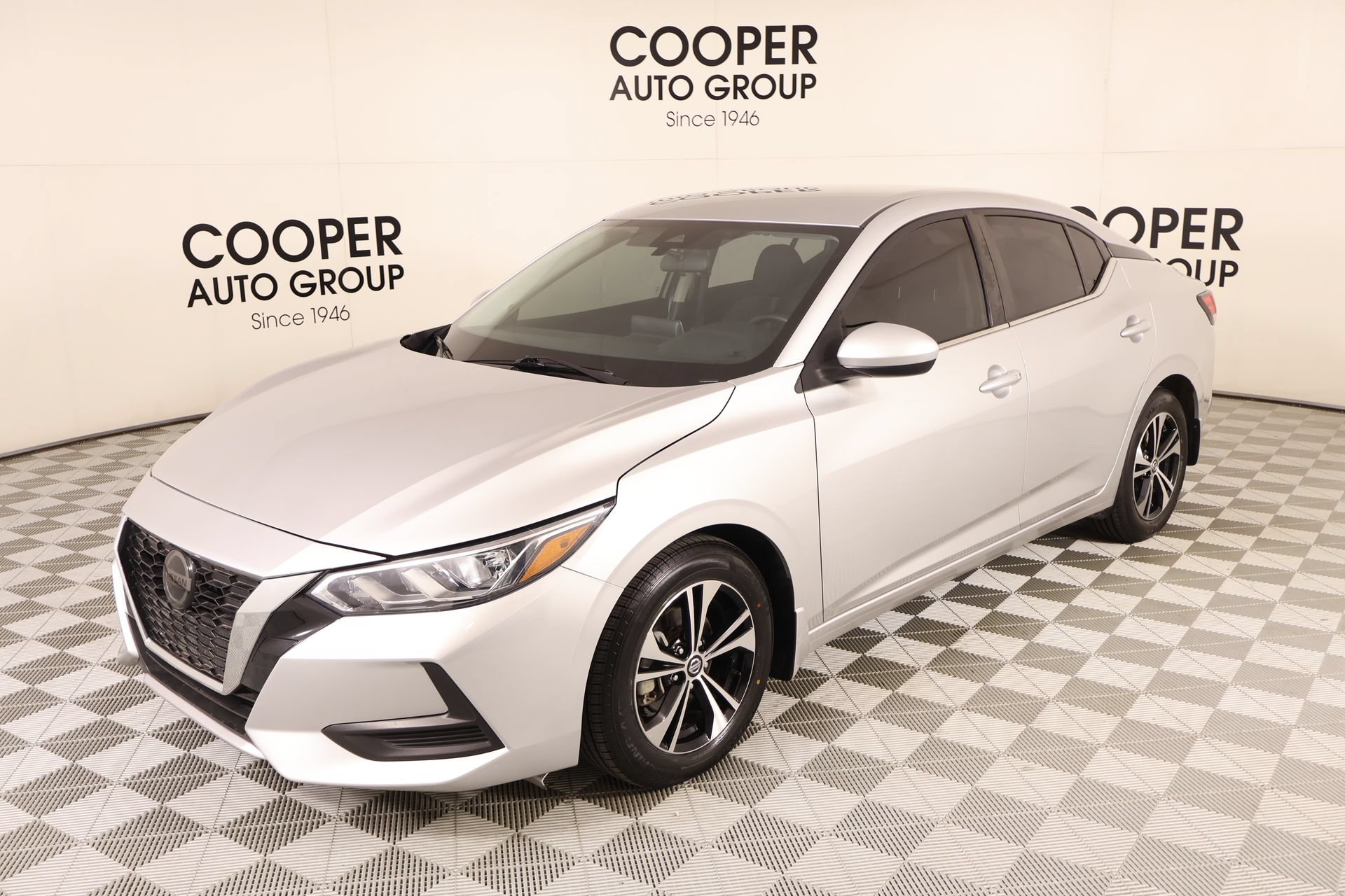 Used 2023 Nissan Sentra SV FWD image 9