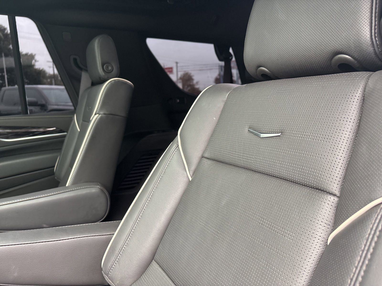 Used 2022 Cadillac Escalade Sport w/ Touring Package RWD image 15