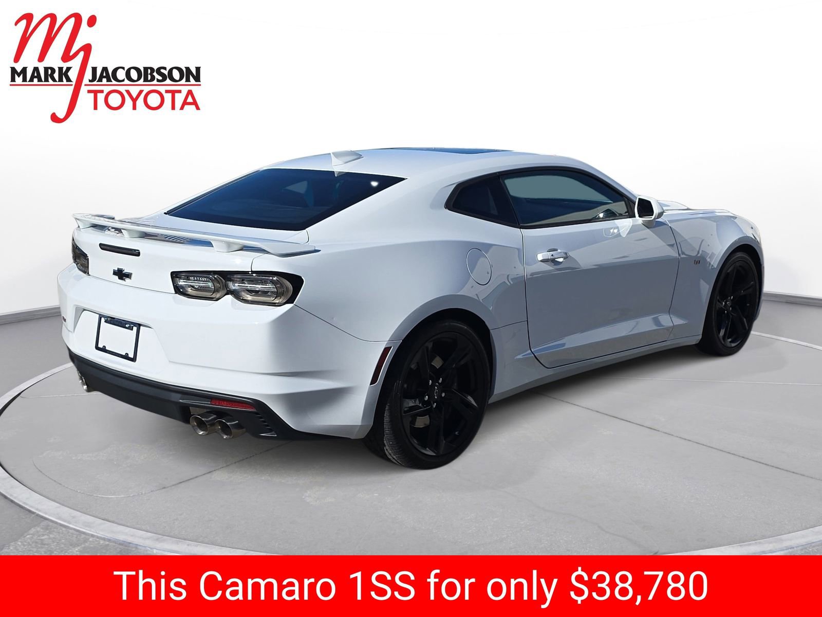 Used 2021 Chevrolet Camaro SS image 10