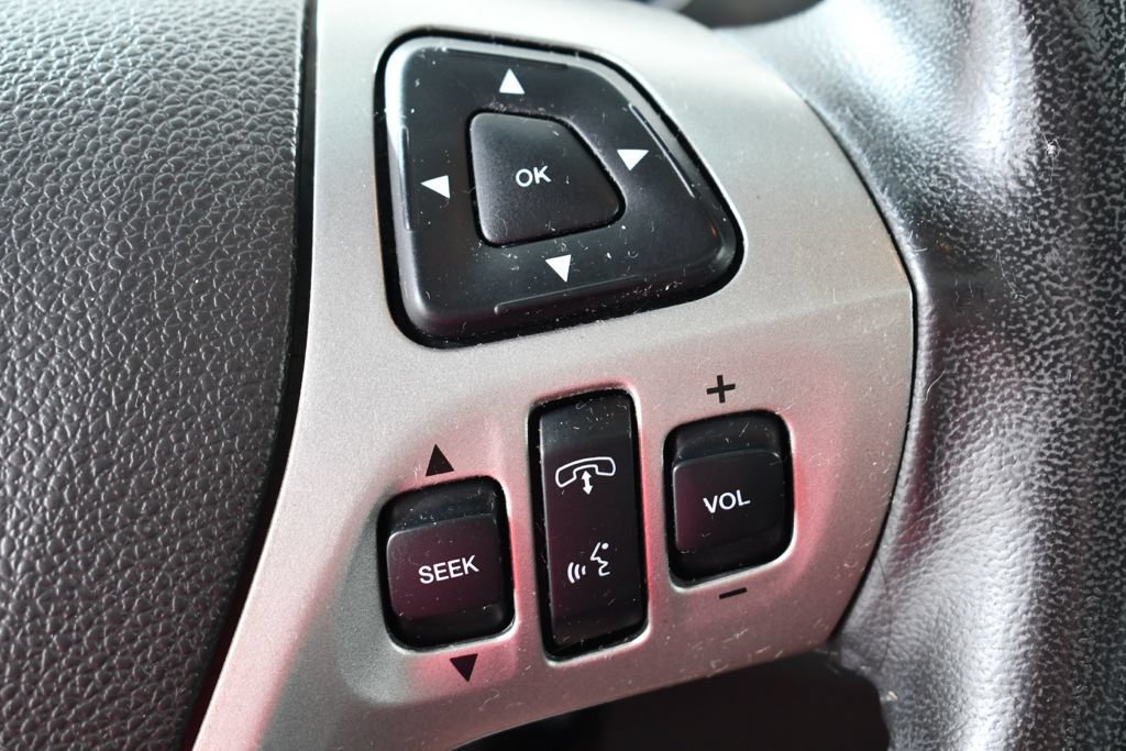 Used 2013 Ford Taurus Limited FWD image 31