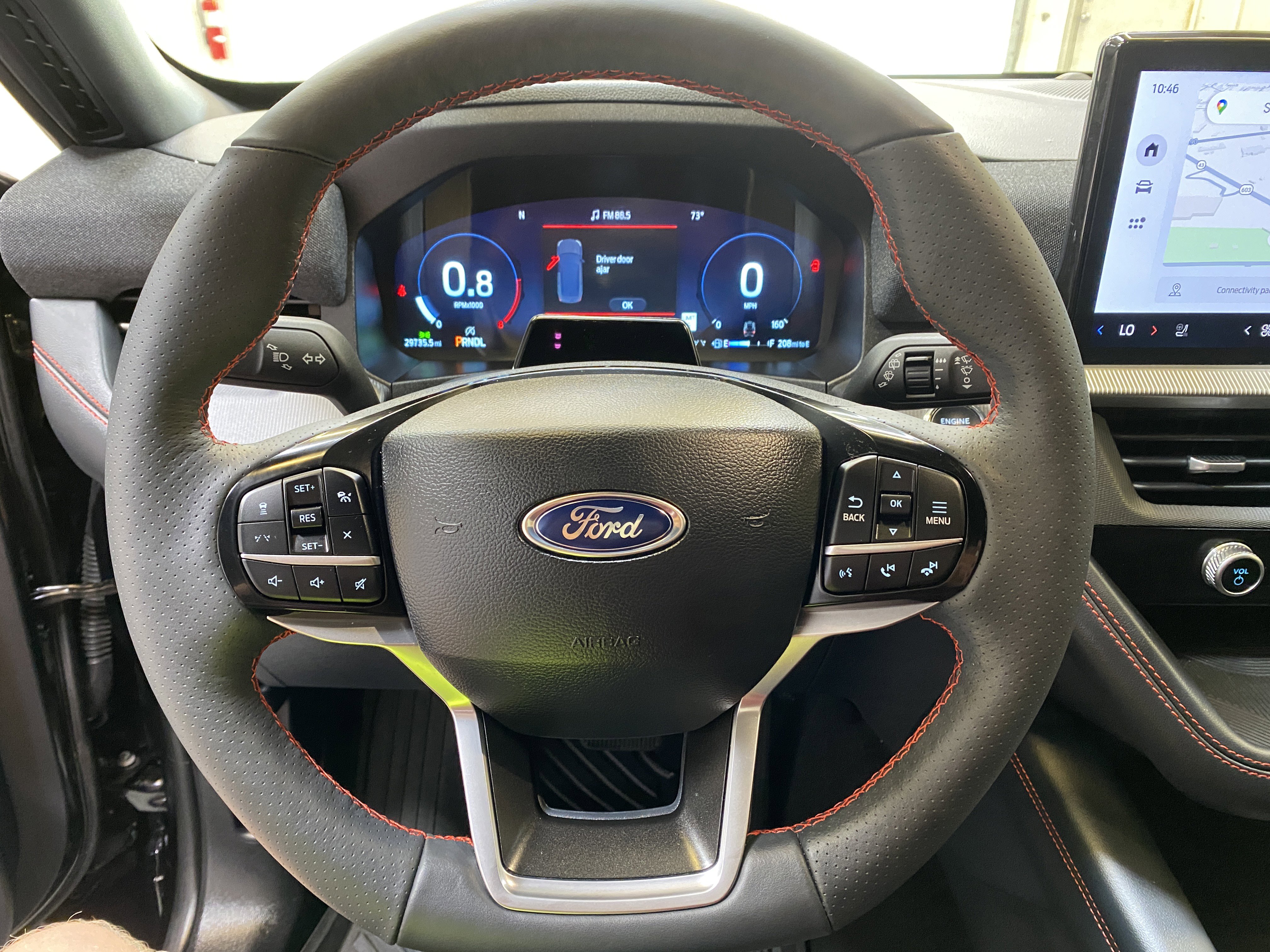 Used 2025 Ford Explorer ST-Line image 34