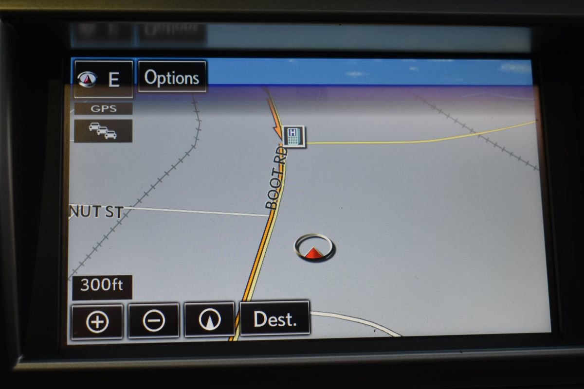 Used 2014 Lexus GX 460 w/ Premium Package image 31