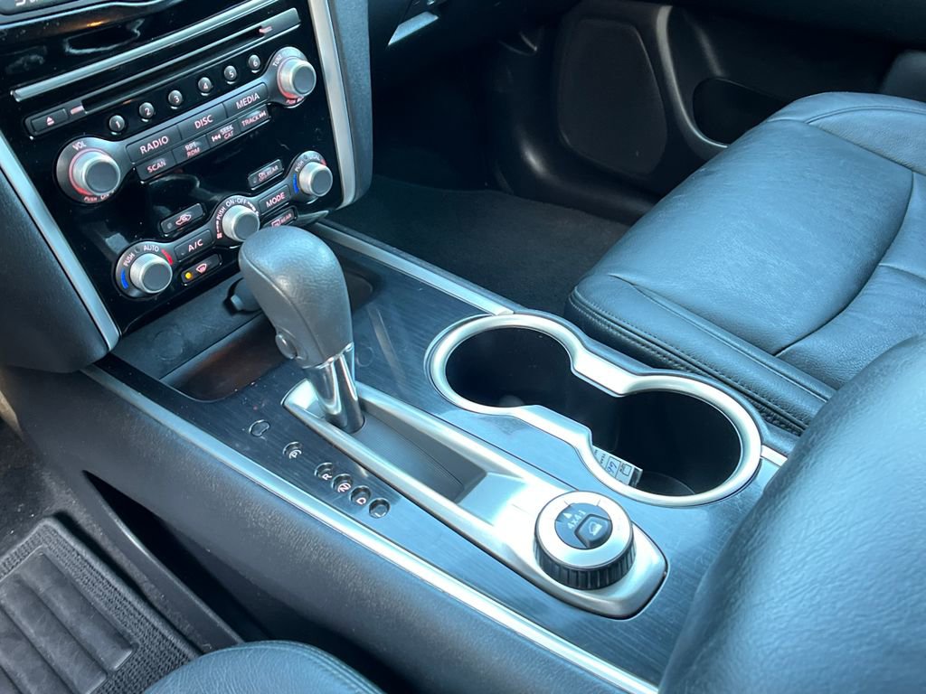 Used 2017 Nissan Pathfinder S image 19