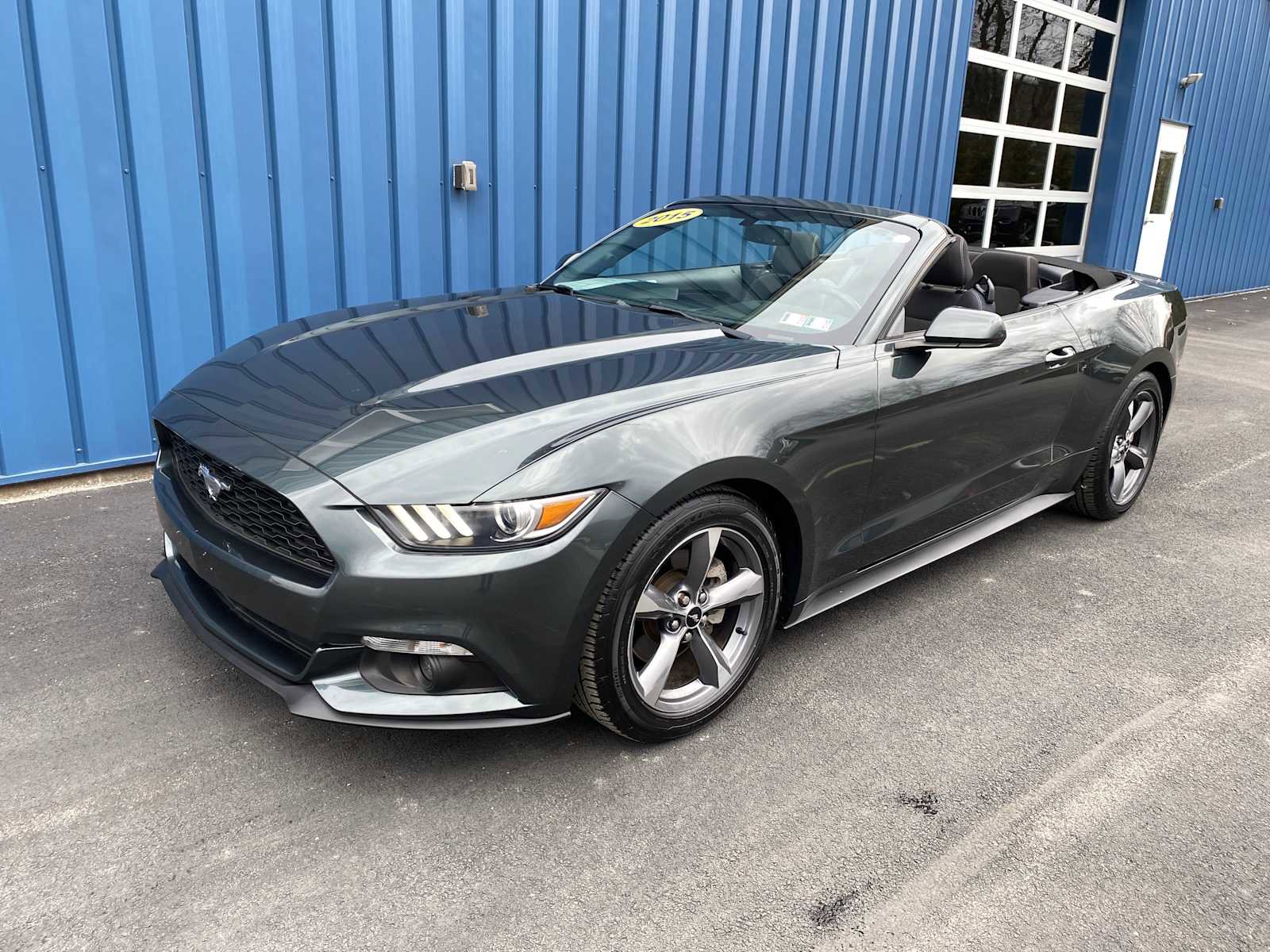 Used 2015 Ford Mustang Convertible image 2