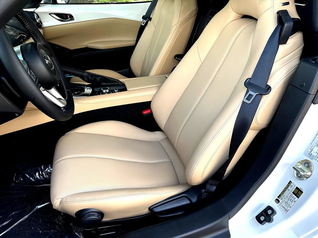 New 2026 MAZDA MX-5 Miata Grand Touring RWD image 11