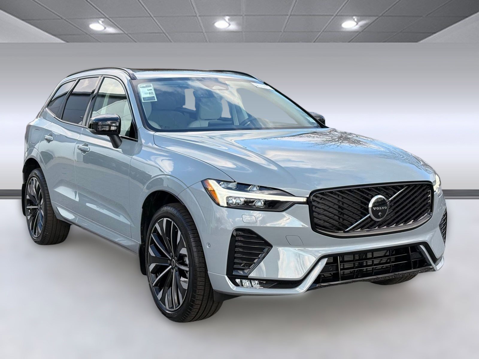 New 2026 Volvo XC60 B5 Ultra w/ Climate Package image 7