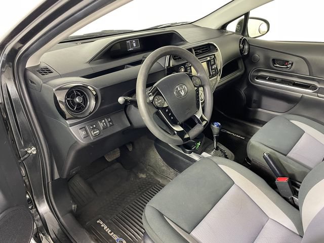 Used 2018 Toyota Prius C Two FWD image 3