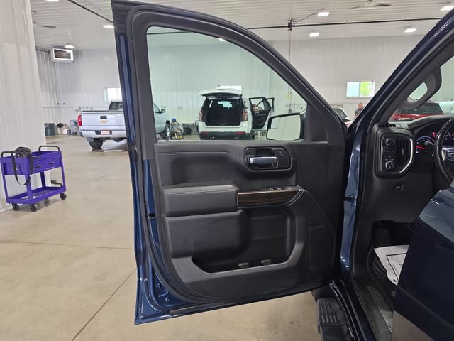 Used 2021 Chevrolet Silverado 1500 LT AWD/4WD image 23