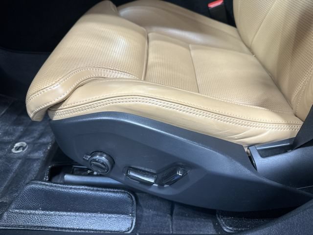 Used 2022 Volvo XC60 B5 Inscription AWD/4WD image 18