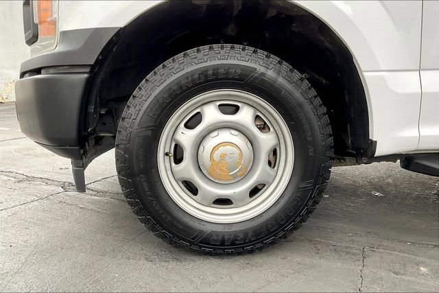 Used 2020 Ford F150 XL w/ Trailer Tow Package image 7