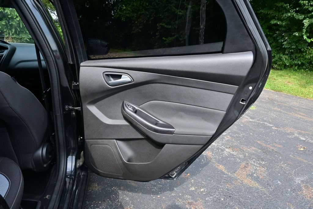 Used 2015 Ford Focus ST FWD image 23