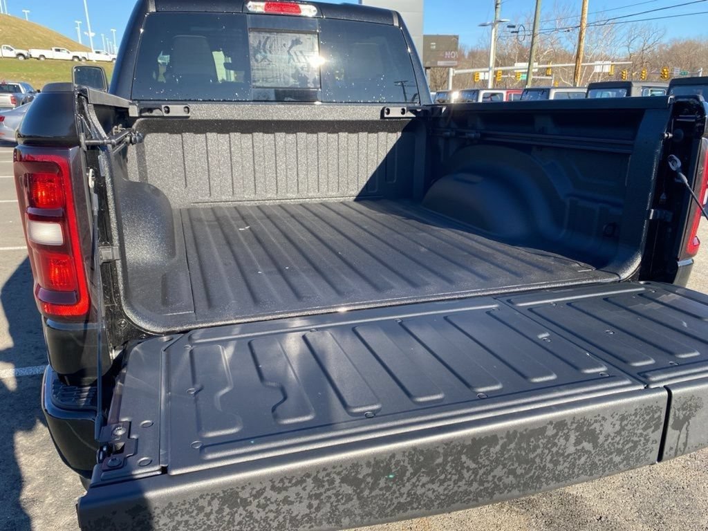 New 2026 RAM 1500 Laramie w/ Night Edition AWD/4WD image 22