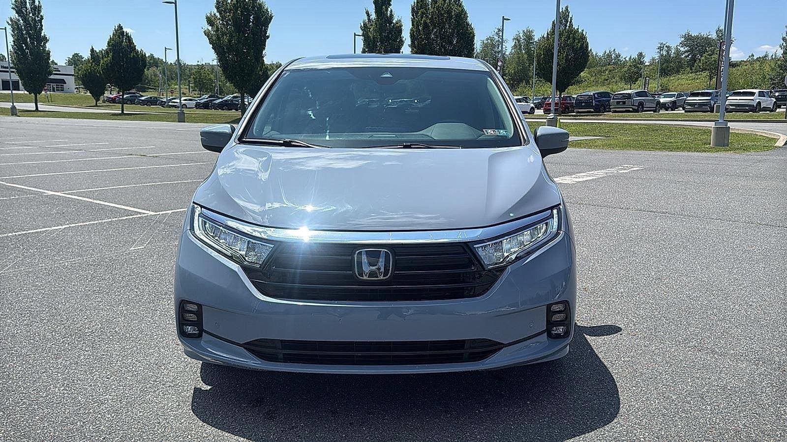 Used 2023 Honda Odyssey Touring image 14