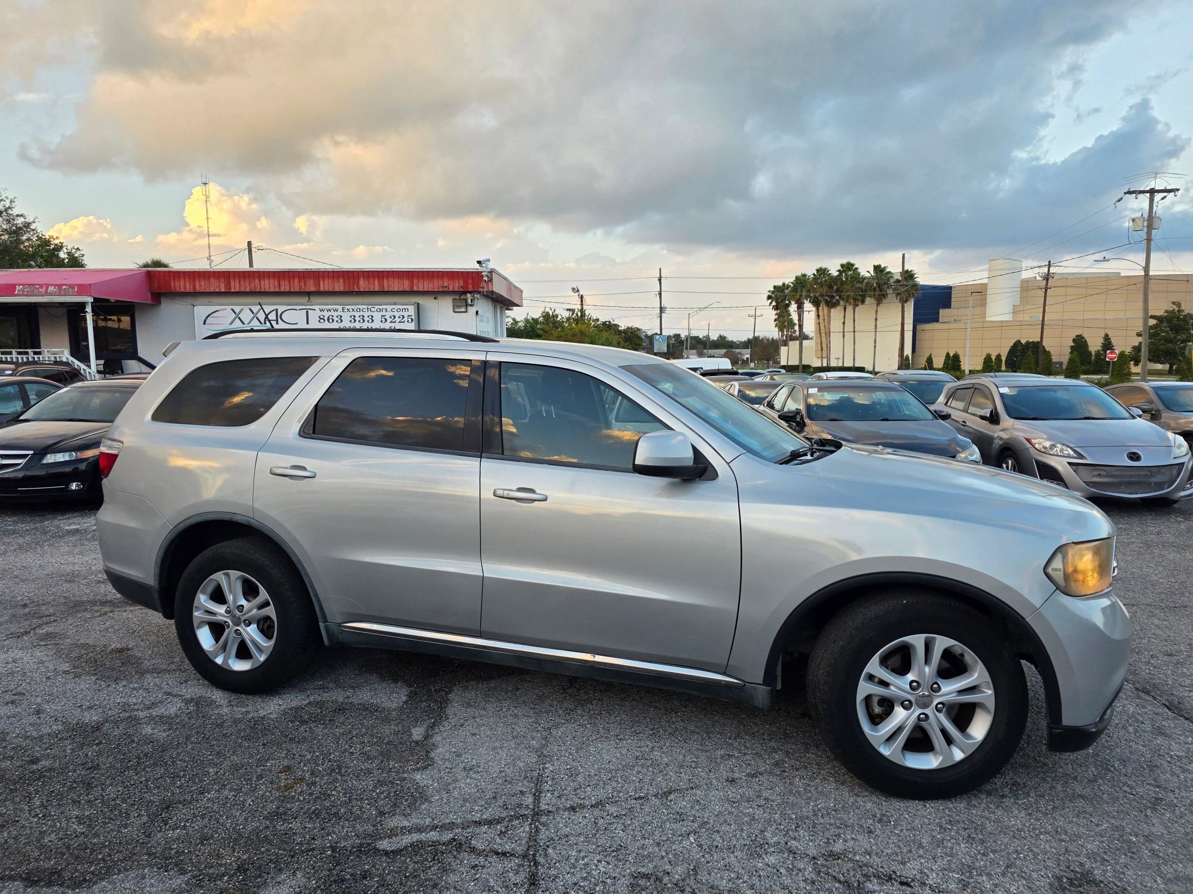Used 2011 Dodge Durango Crew image 8
