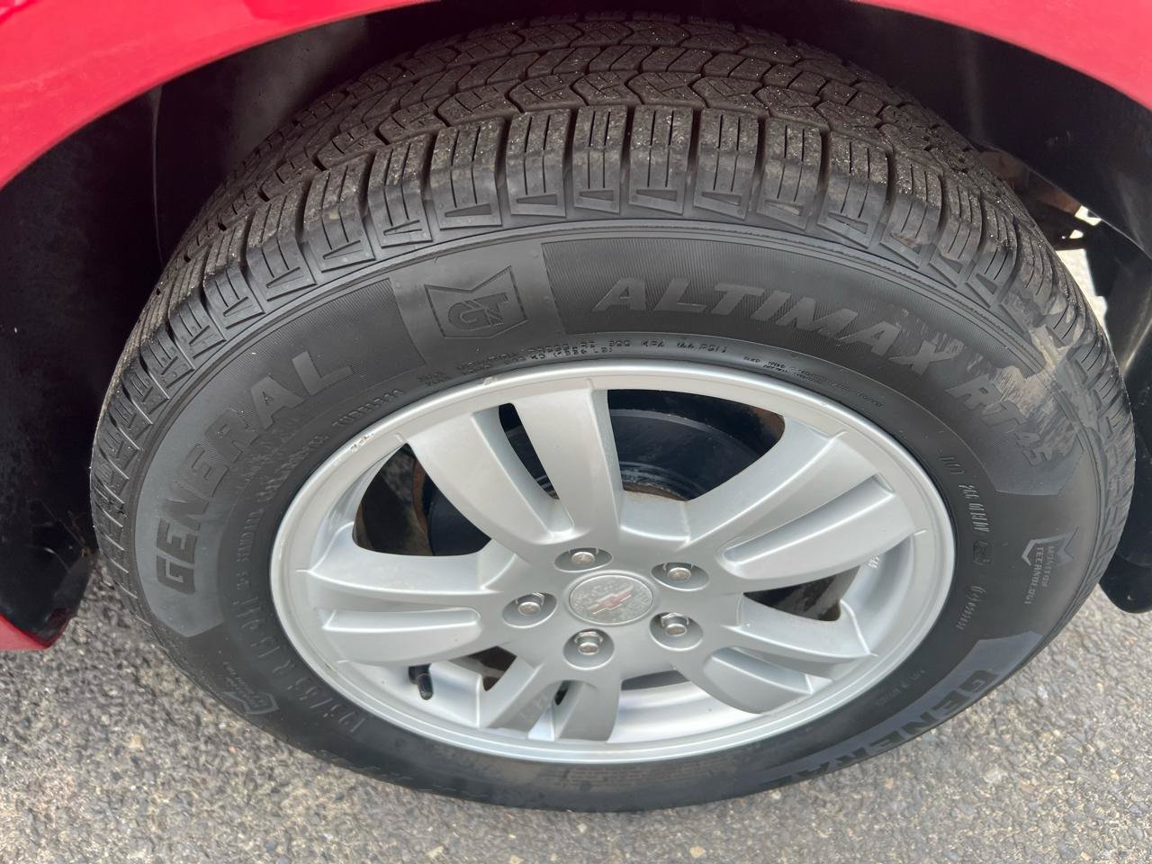 Used 2013 Chevrolet Sonic LT FWD image 9