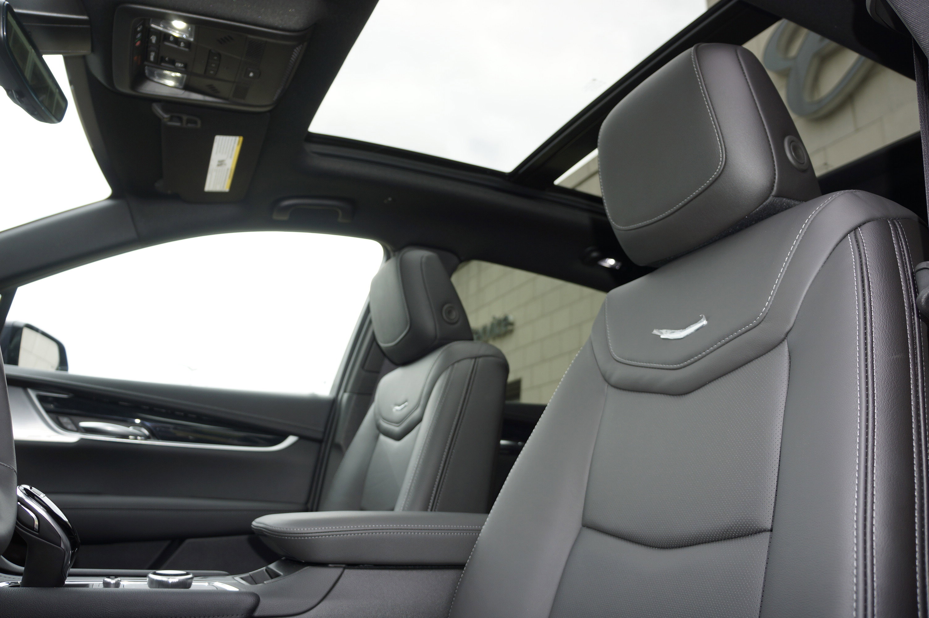 Used 2025 Cadillac XT5 Premium Luxury image 26