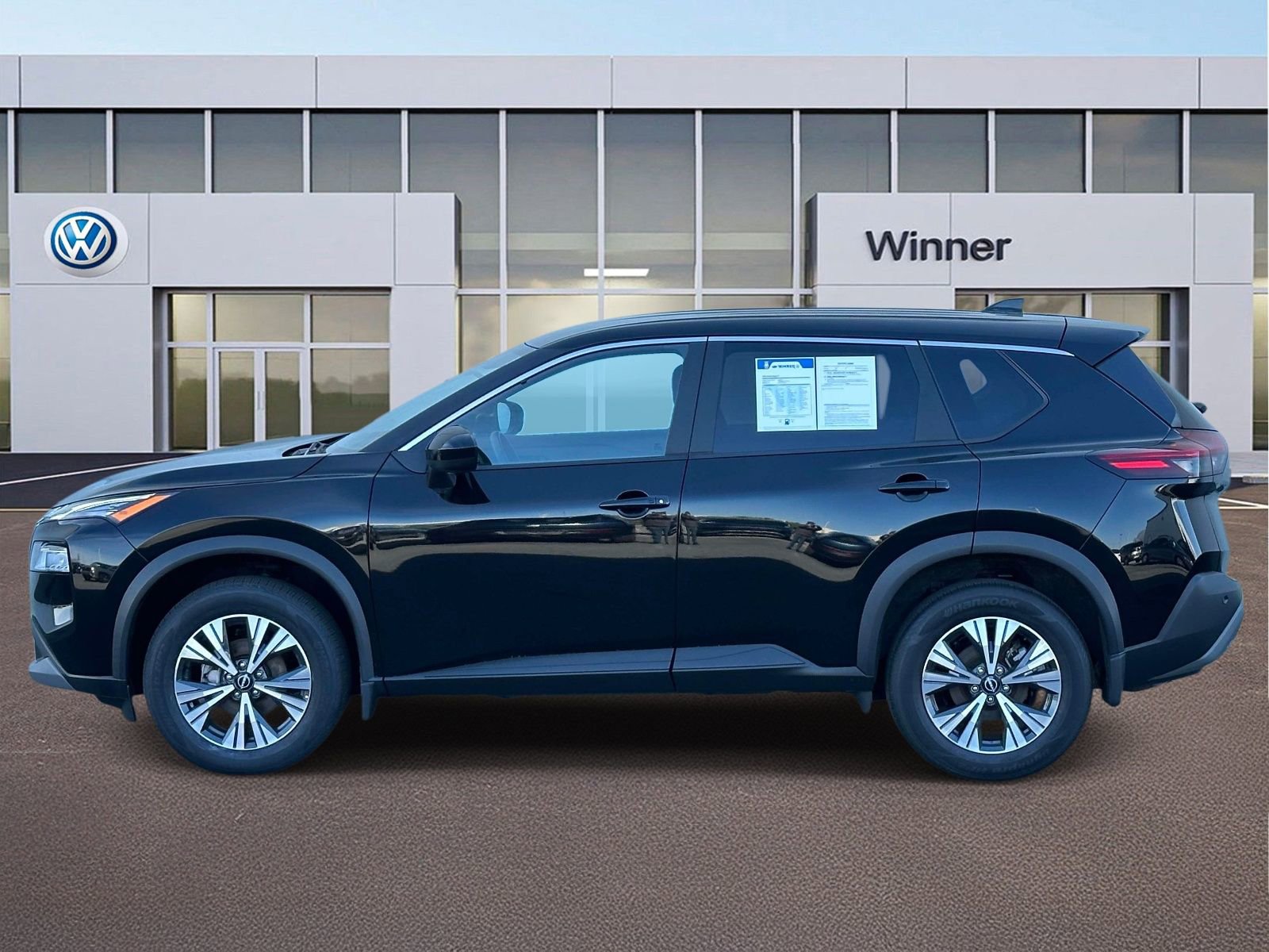 Used 2023 Nissan Rogue SV image 4