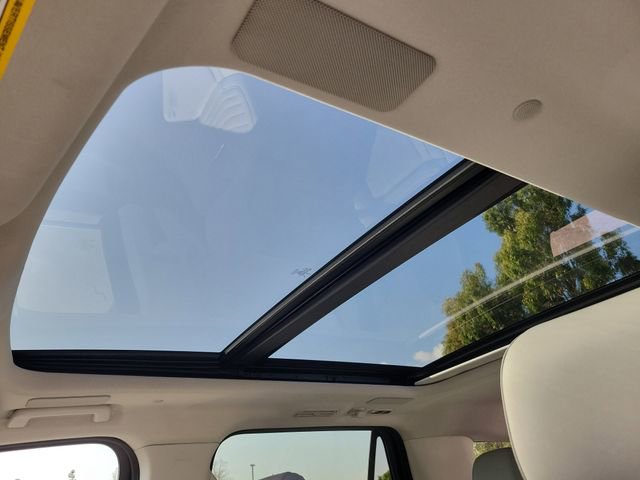 Certified 2025 Ford Expedition Platinum w/ Platinum Ultimate Package image 16