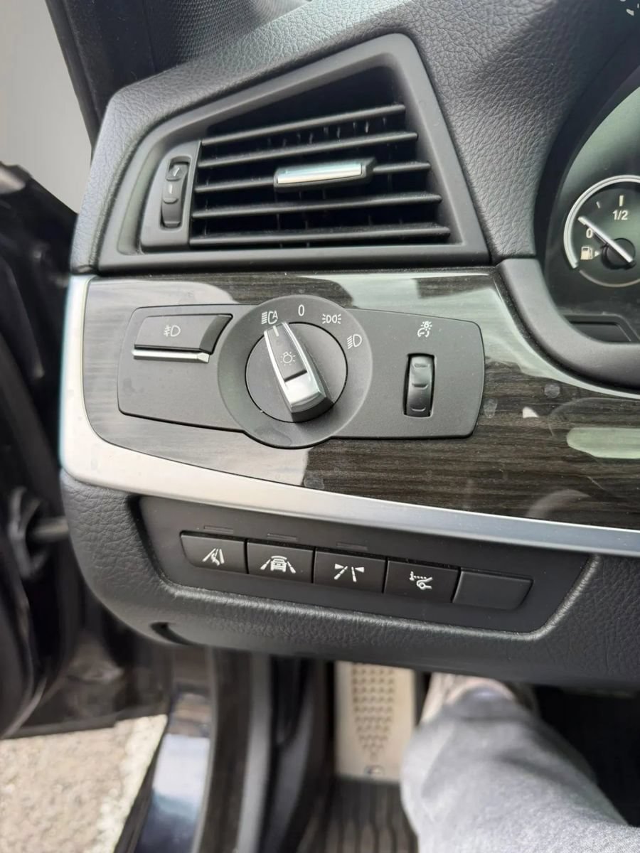 Used 2014 BMW 550i xDrive Sedan AWD/4WD image 27