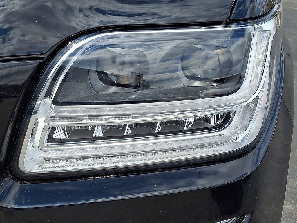 Used 2018 Lincoln Navigator Black Label w/ Cargo Package image 9