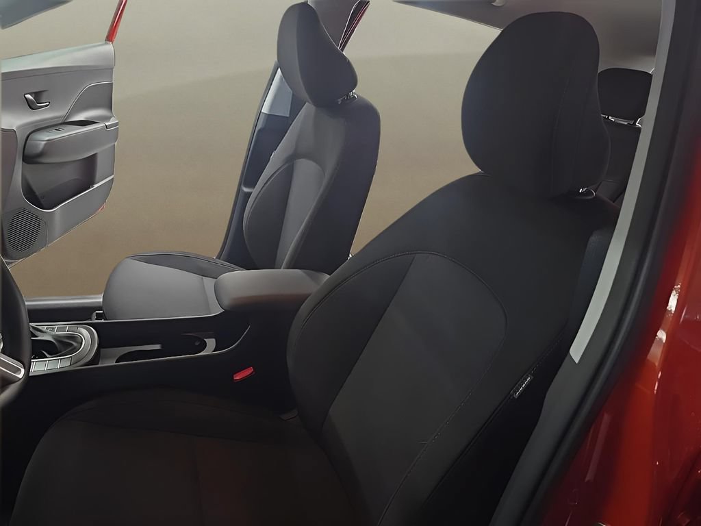 Certified 2026 Hyundai Kona SE AWD/4WD image 13