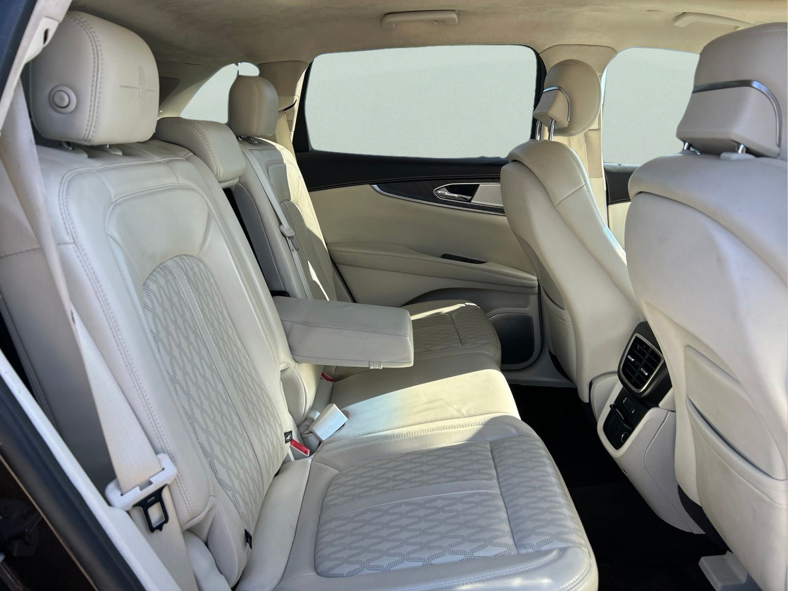 Used 2019 Lincoln Nautilus Black Label AWD/4WD image 11