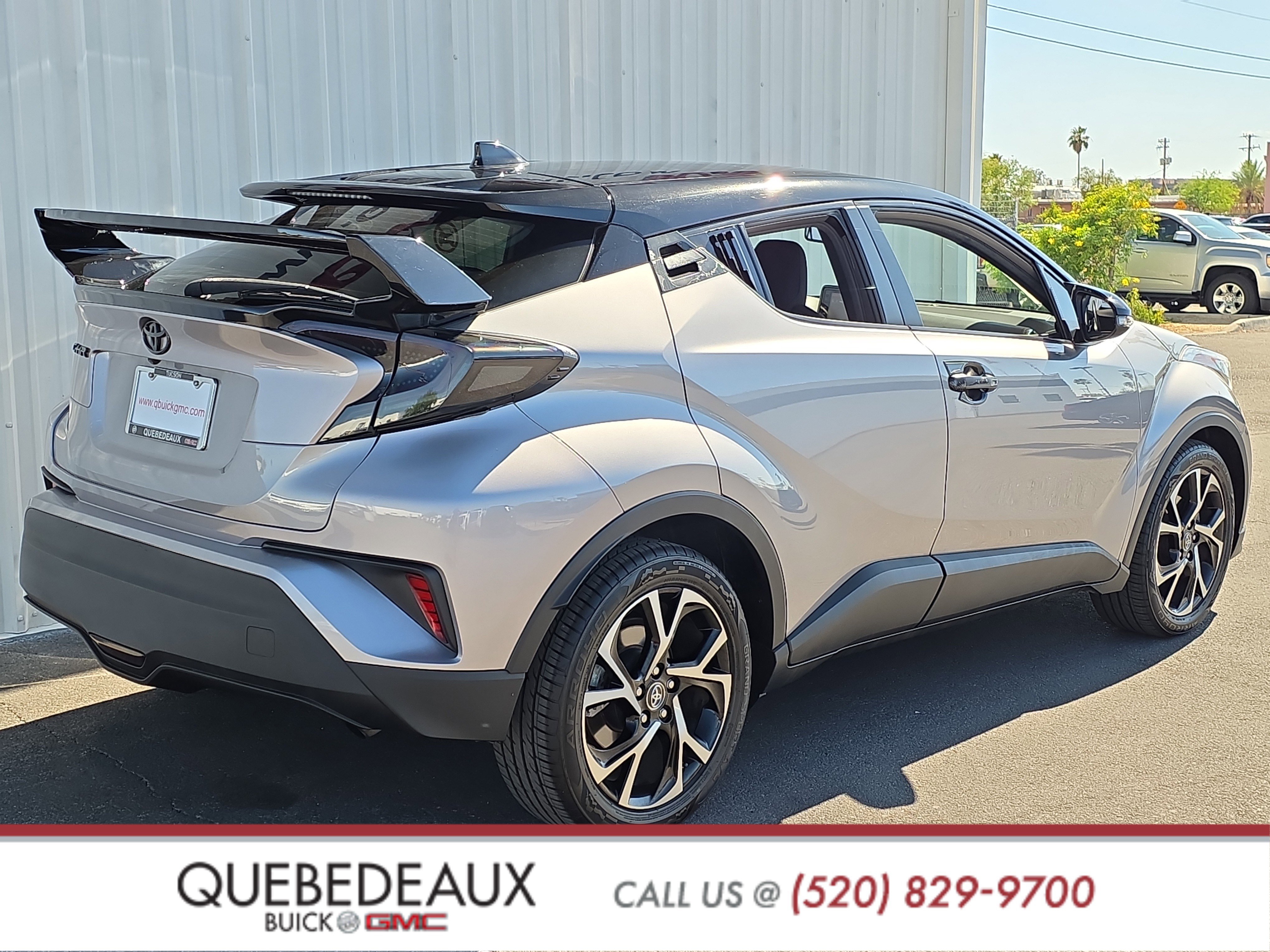 Used 2019 Toyota C-HR XLE FWD image 7