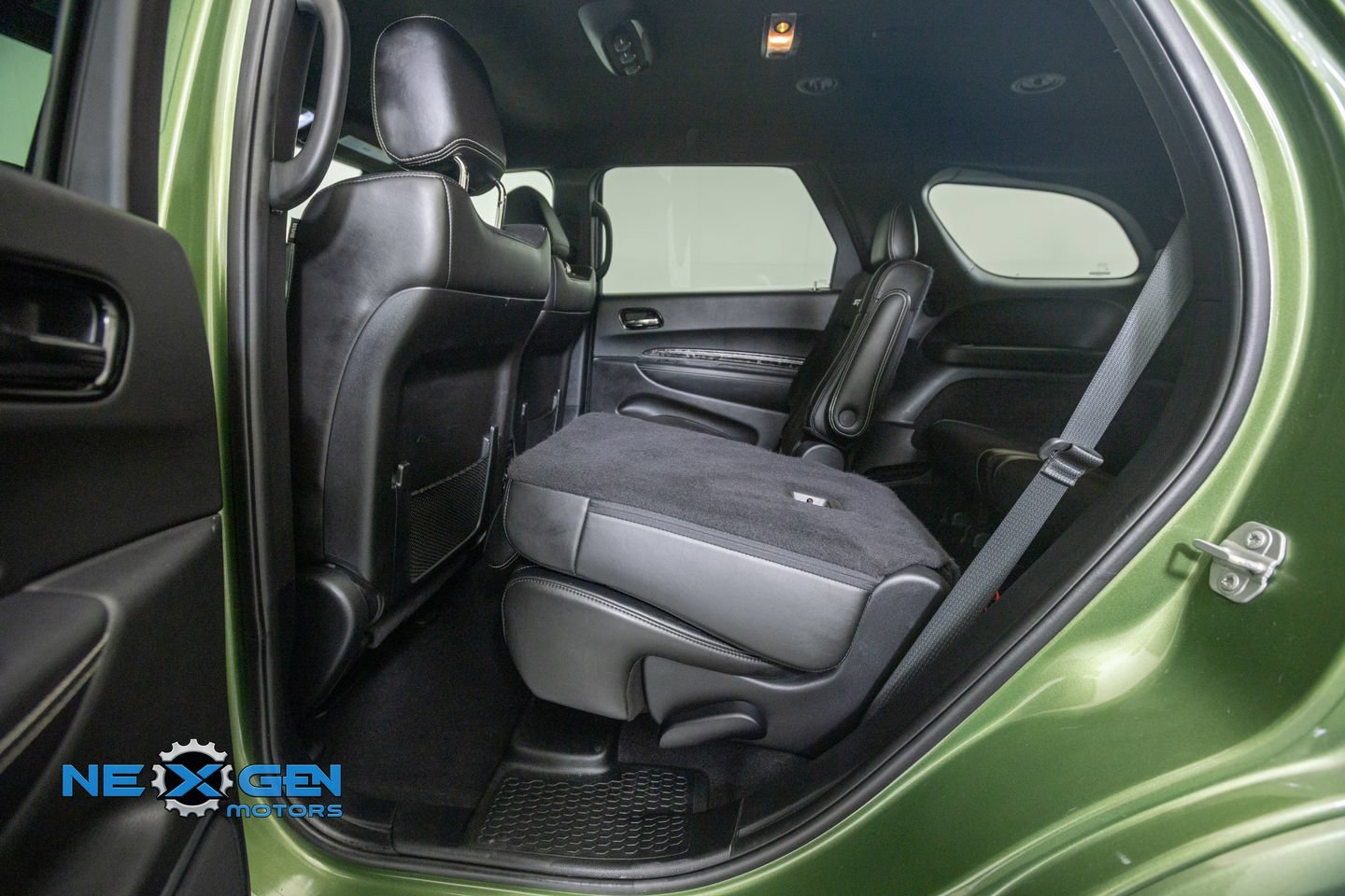 Used 2021 Dodge Durango SRT Hellcat w/ Premium Interior Group AWD/4WD image 29