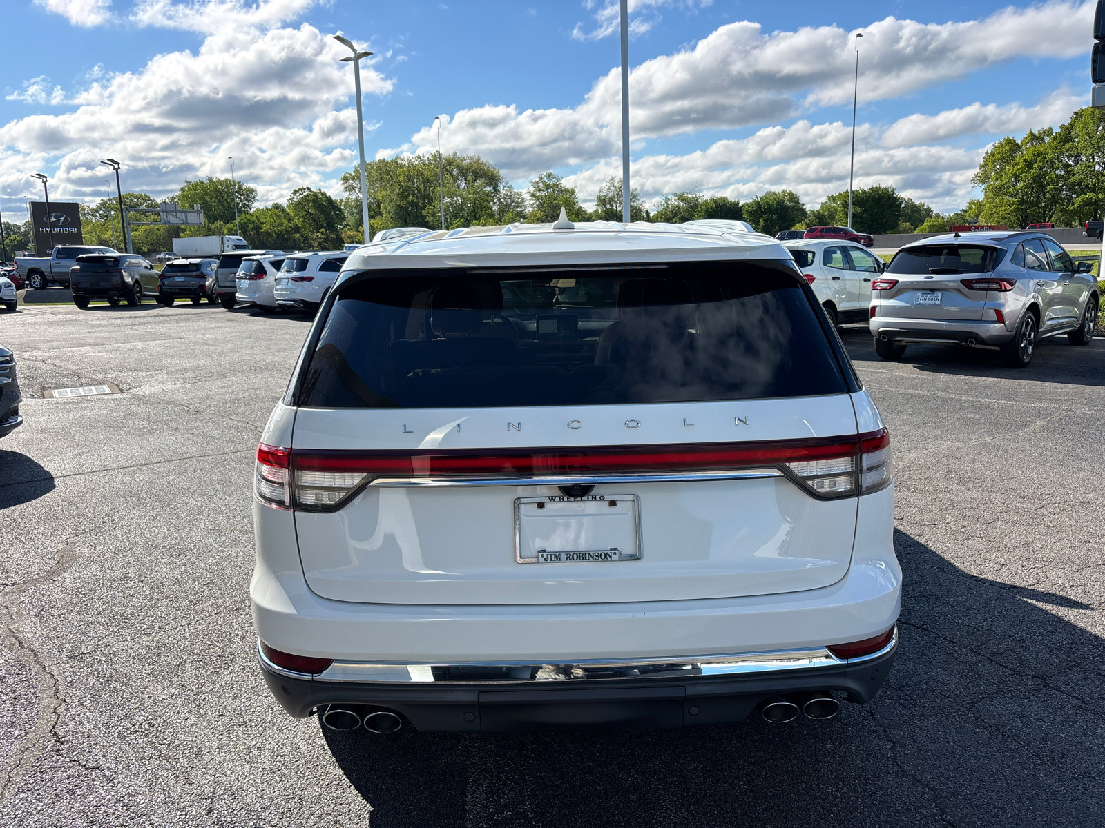 Certified 2020 Lincoln Aviator Reserve w/ Elements Package Plus AWD/4WD image 6