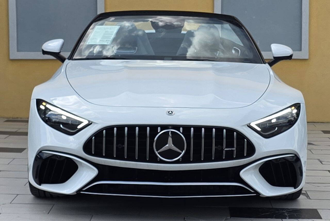 Used 2022 Mercedes-Benz SL 55 AMG 4MATIC image 14