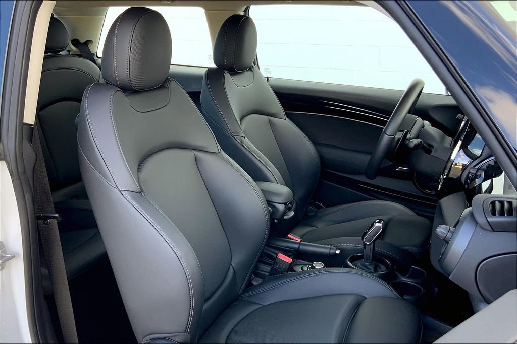 Certified 2024 MINI Cooper S image 8