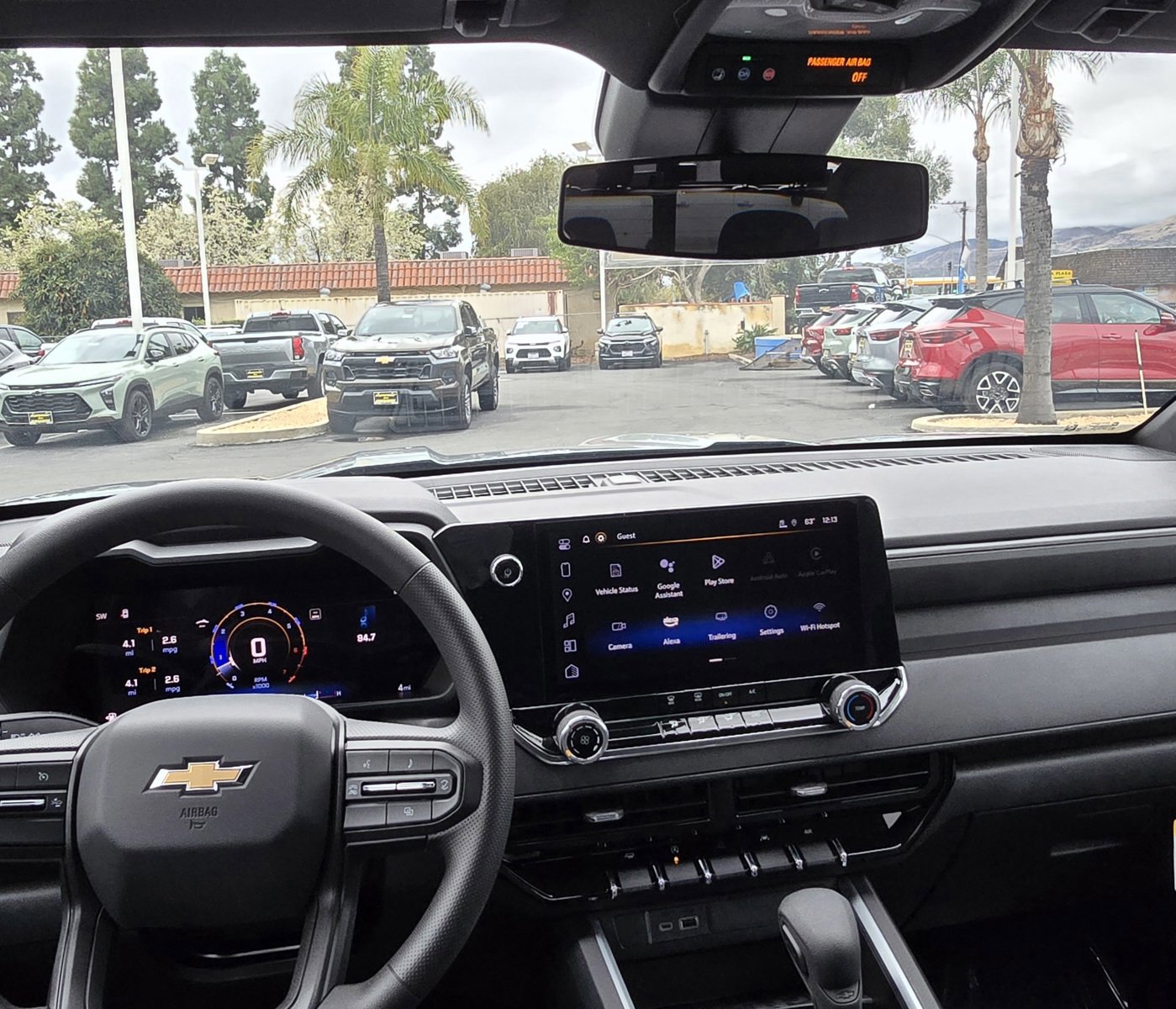 Used 2024 Chevrolet Colorado W/T w/ Technology Package image 33