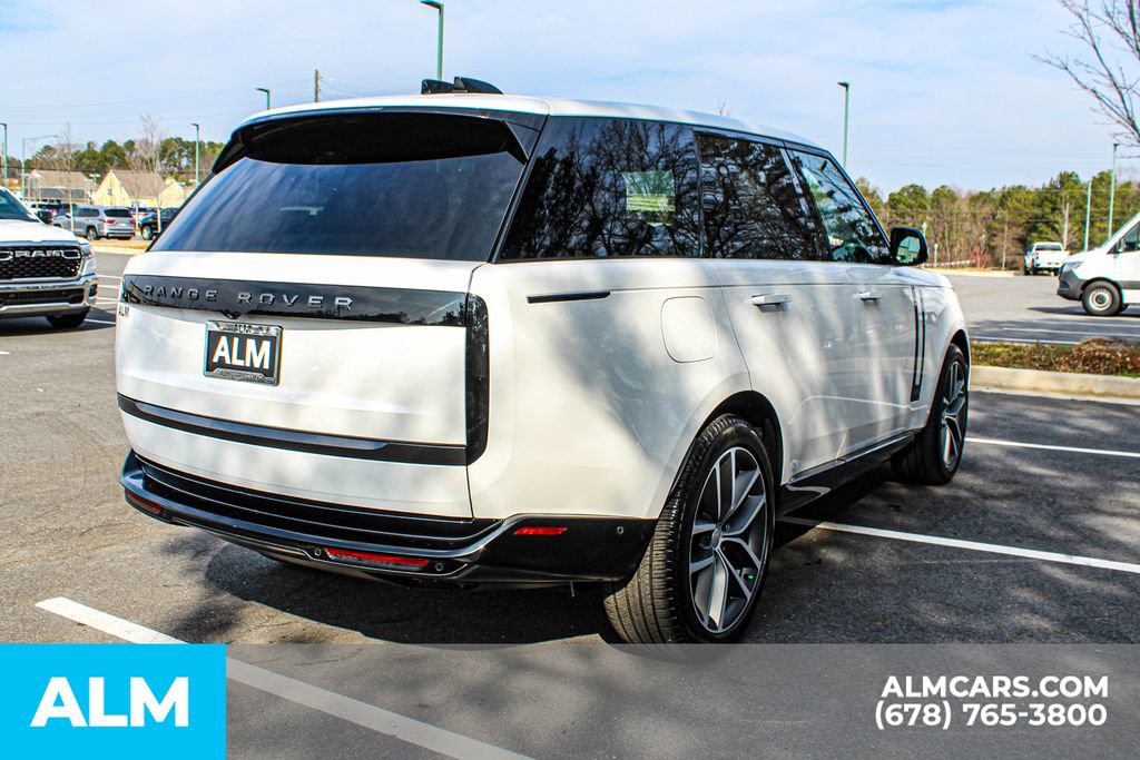 Used 2024 Land Rover Range Rover SE image 5