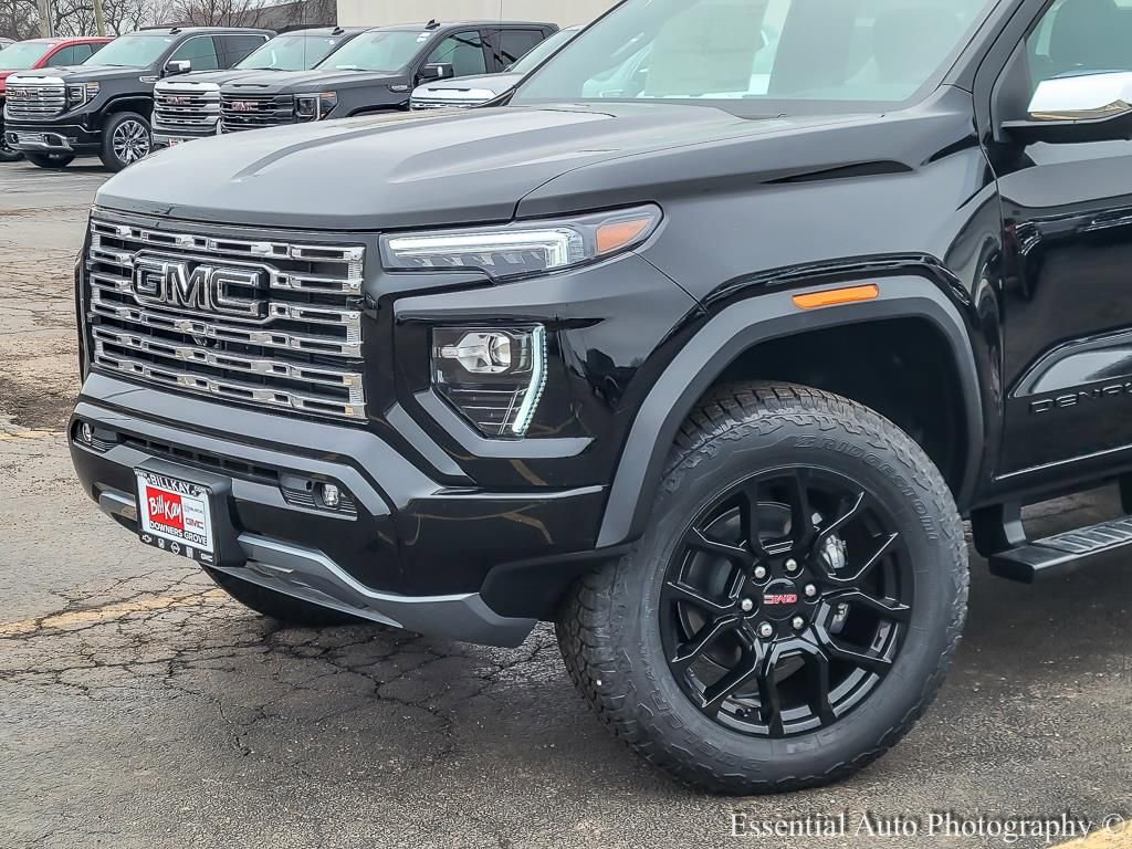 New 2026 GMC Canyon Denali w/ LPO, Denali Black Edition image 3