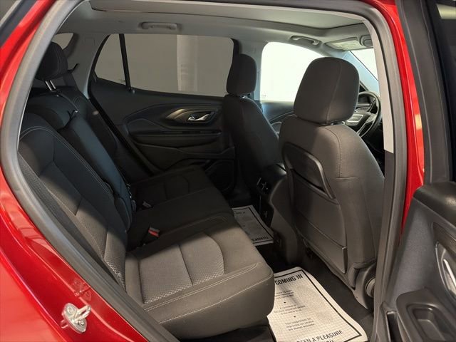 Used 2023 GMC Terrain SLE w/ Driver Convenience Package image 39