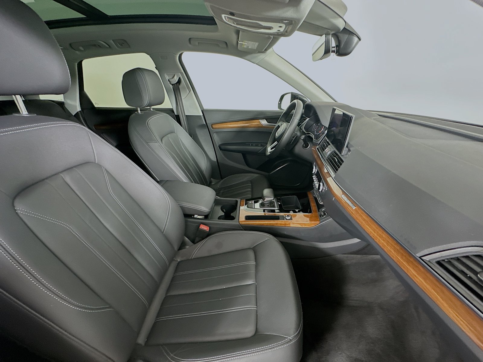 Certified 2023 Audi Q5 2.0T Premium w/ Convenience Package AWD/4WD image 47