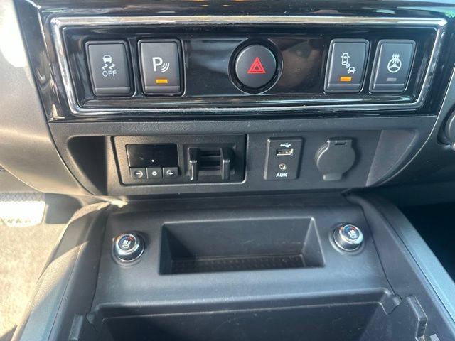 Used 2017 Nissan Titan Platinum Reserve RWD image 20