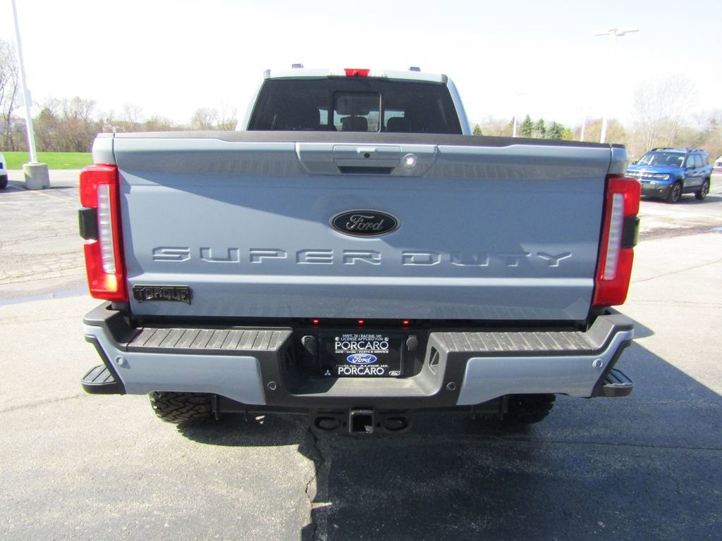 New 2026 Ford F250 Lariat w/ Black Appearance Package AWD/4WD image 8