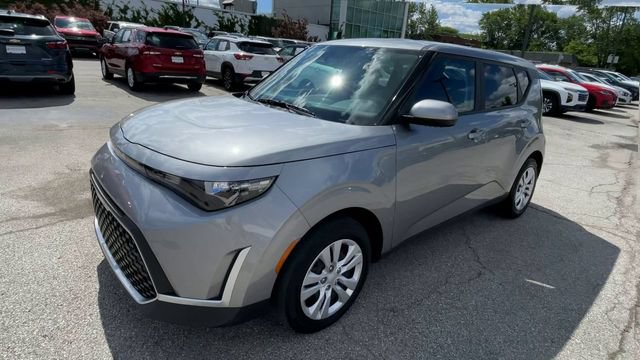 Used 2023 Kia Soul LX FWD image 6